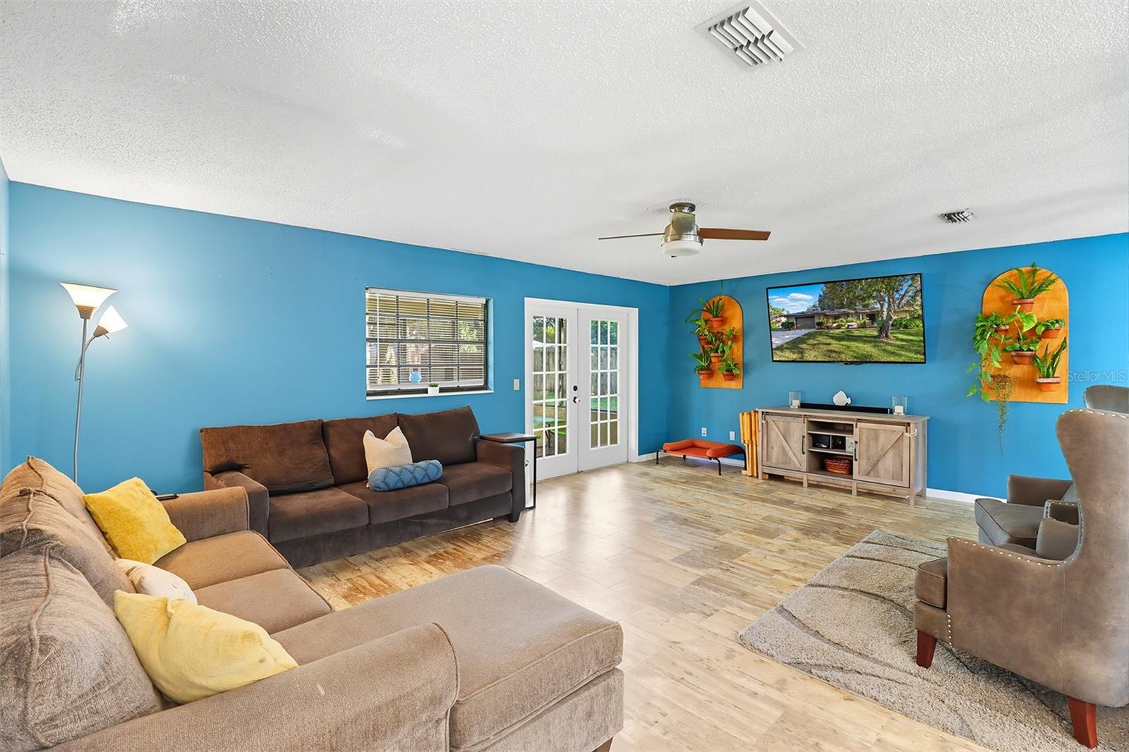 CONNELL HEIGHTS UNIT 06 - Residential