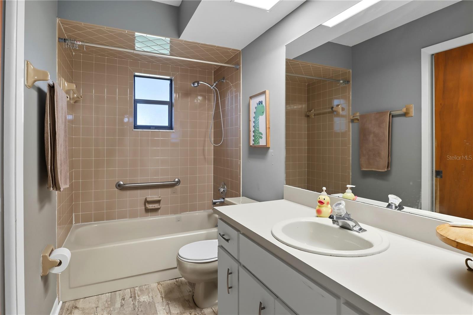 CONNELL HEIGHTS UNIT 06 - Residential