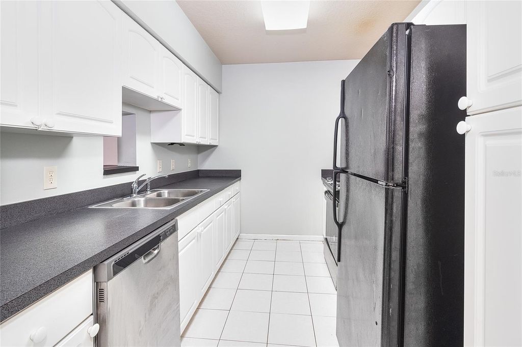 Photo of 3731 W Cass Street, Tampa, FL 33609 (MLS # TB8422511)