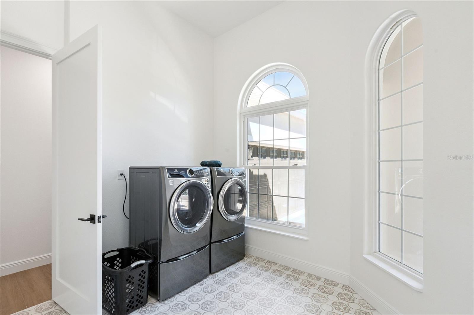 CRESCENT LAKE CLUB FOURTH ADD - Residential