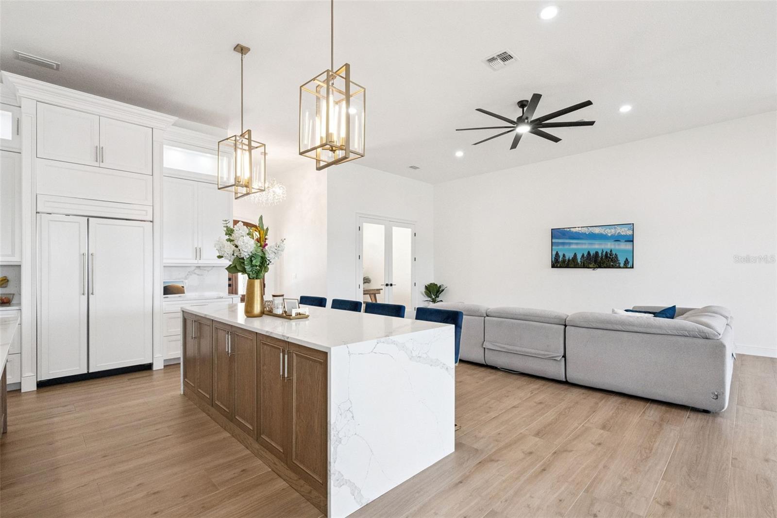 CRESCENT LAKE CLUB FOURTH ADD - Residential