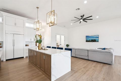 Tiny photo for 10839 Lakeshore Drive, Clermont, FL 34711 (MLS # G5108839)