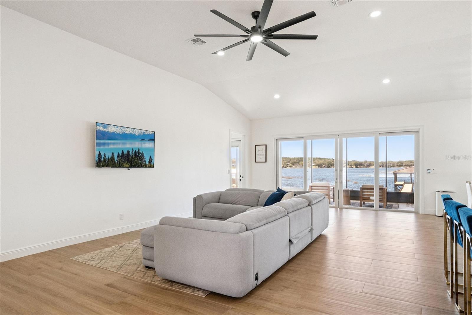 CRESCENT LAKE CLUB FOURTH ADD - Residential