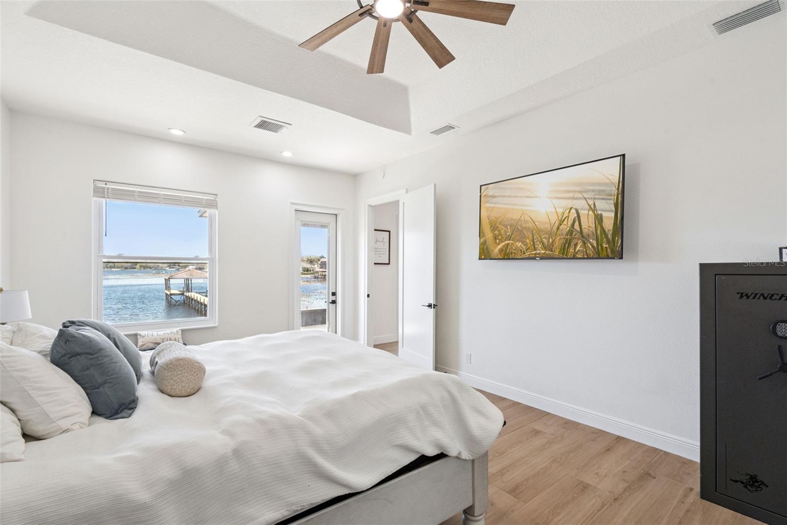 CRESCENT LAKE CLUB FOURTH ADD - Residential