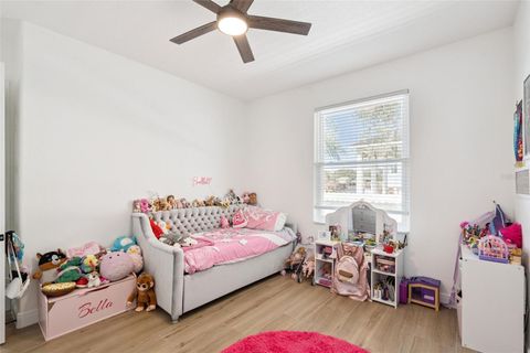 Tiny photo for 10839 Lakeshore Drive, Clermont, FL 34711 (MLS # G5108839)