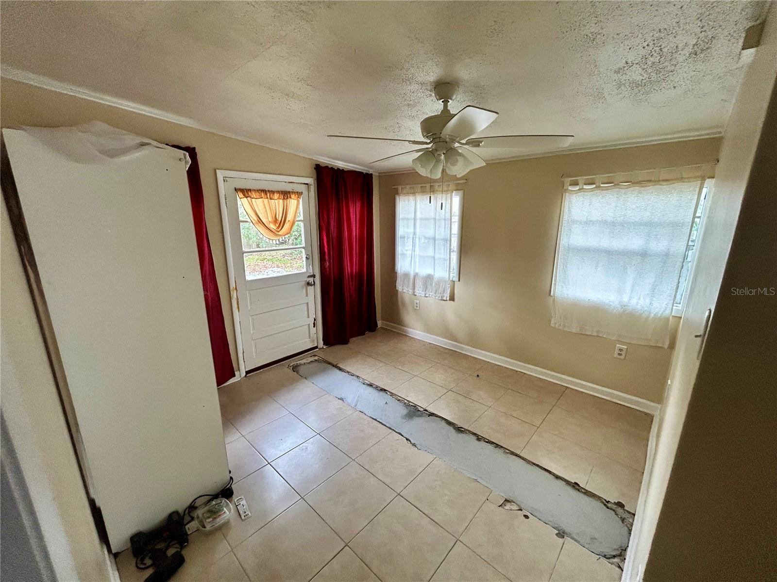 LAKEWOOD ESTATES UNIT 4 - Residential