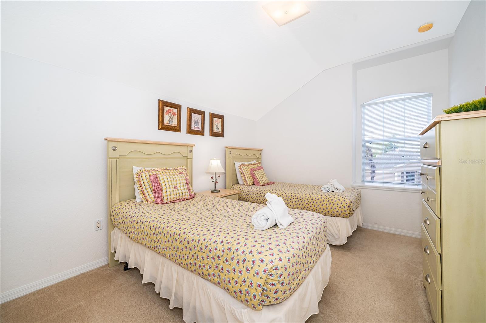 MARBELLA AT DAVENPORT PB 1 42 PG 29-30 LOT 31 - Residential