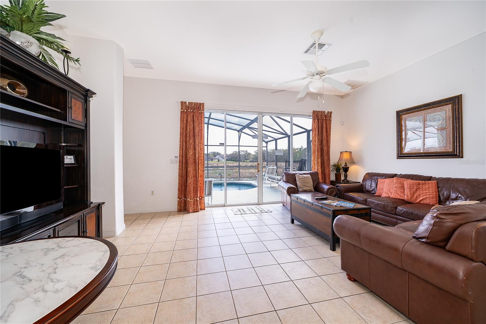 MARBELLA AT DAVENPORT PB 1 42 PG 29-30 LOT 31 - Residential