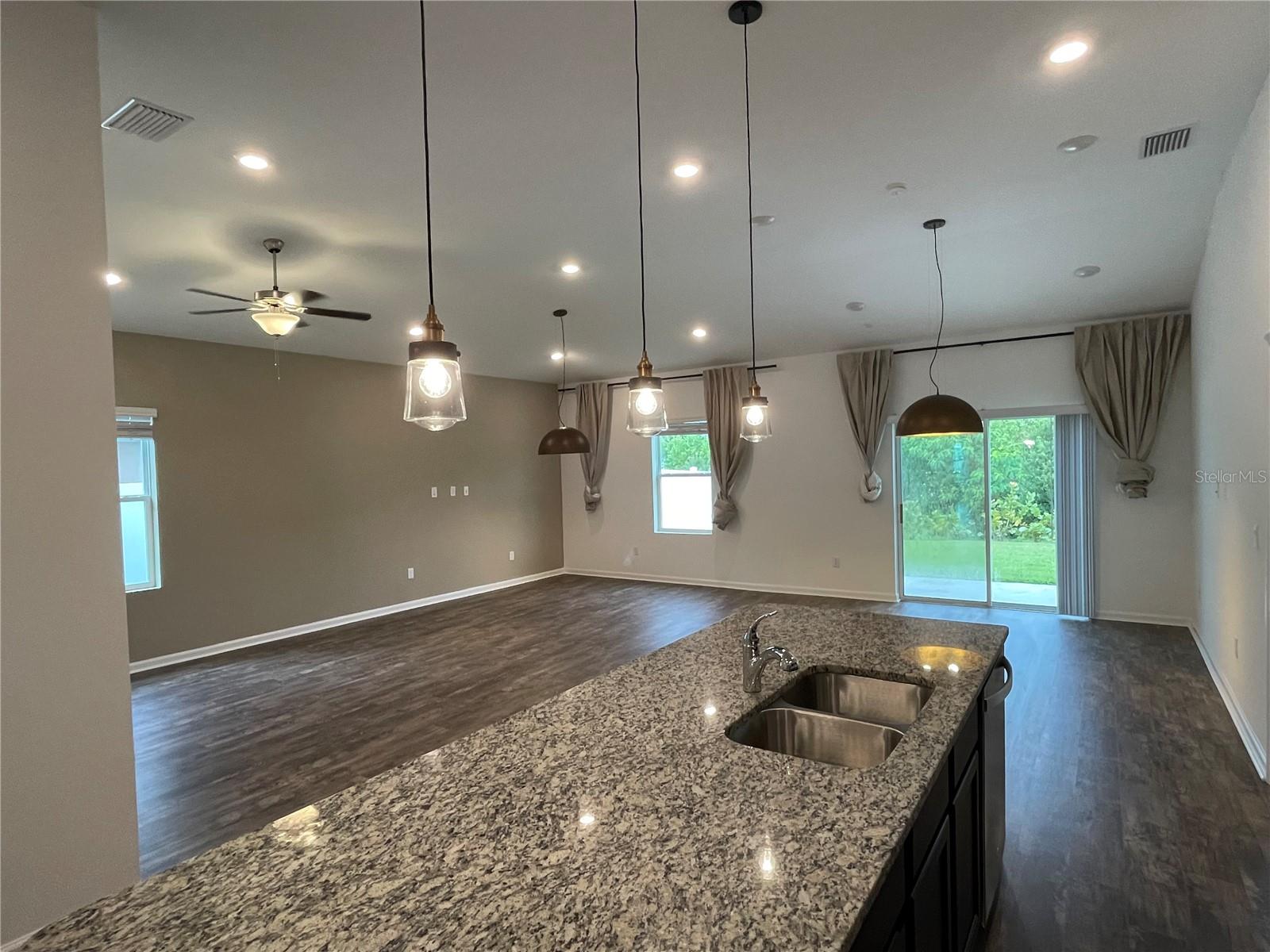 SHELL COVE PH 1 - Residential