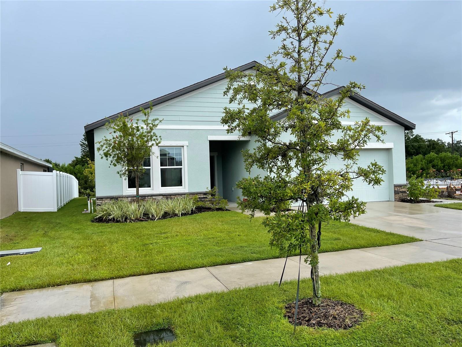 972 OCEAN SPRAY DRIVE, RUSKIN, FL, 33570 2 972 OCEAN SPRAY DRIVE