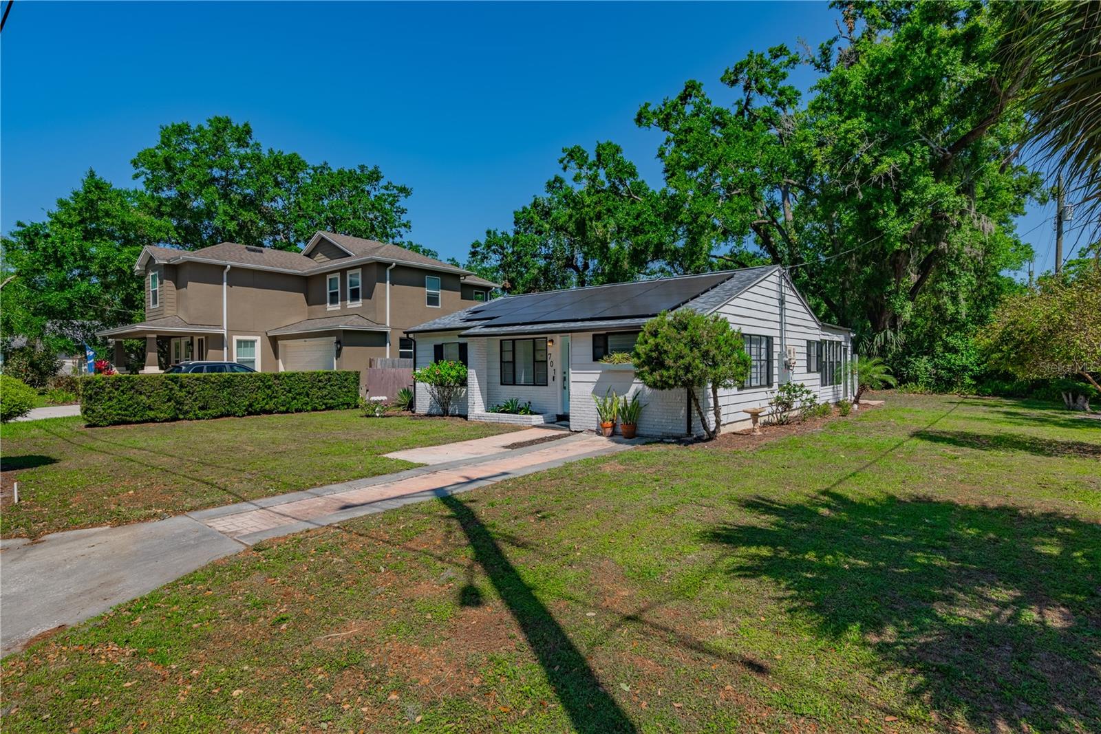 701 W IDLEWILD AVENUE