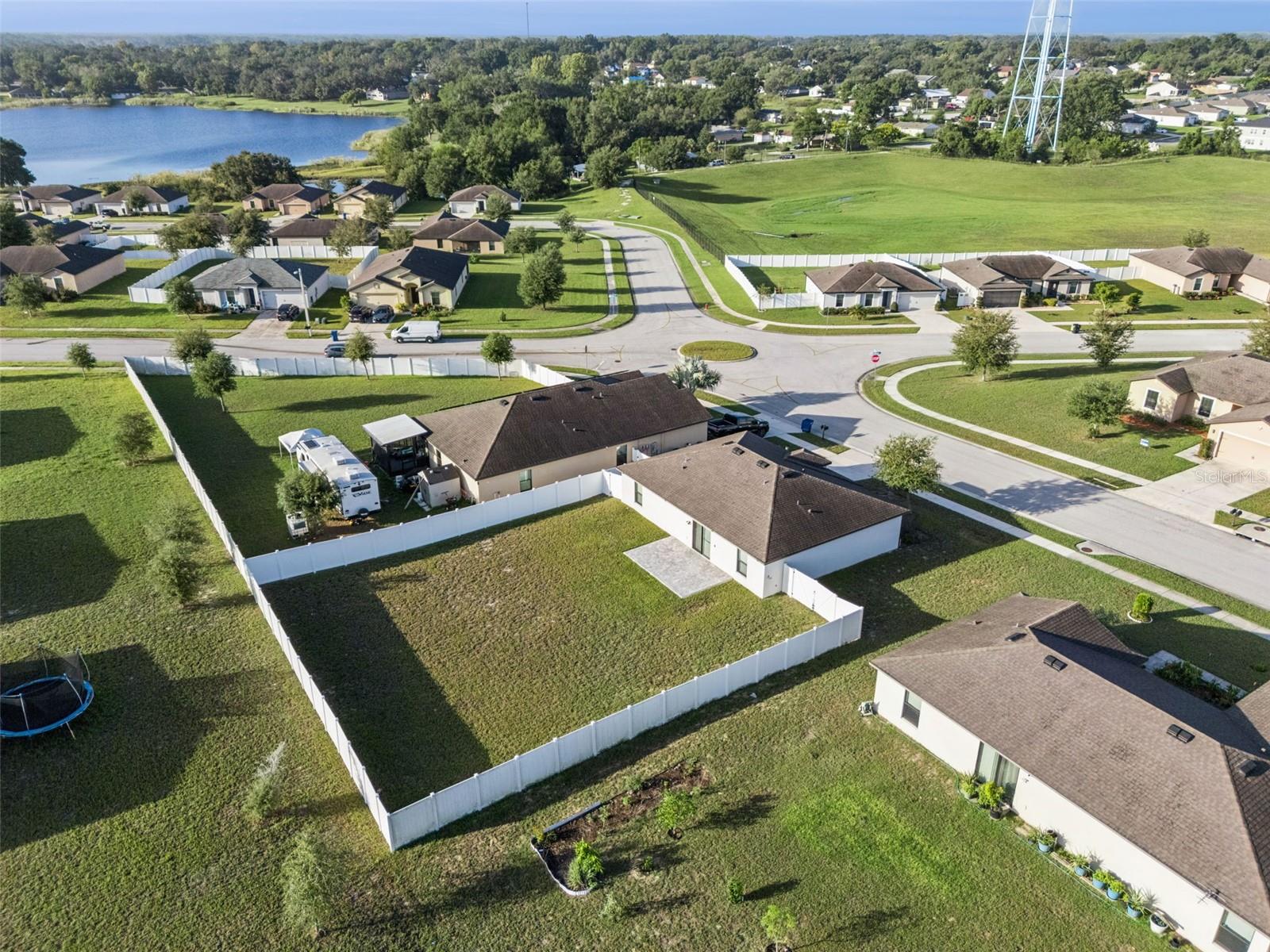 MASCOTTE LAKE JACKSON RIDGE PH 02 - Residential