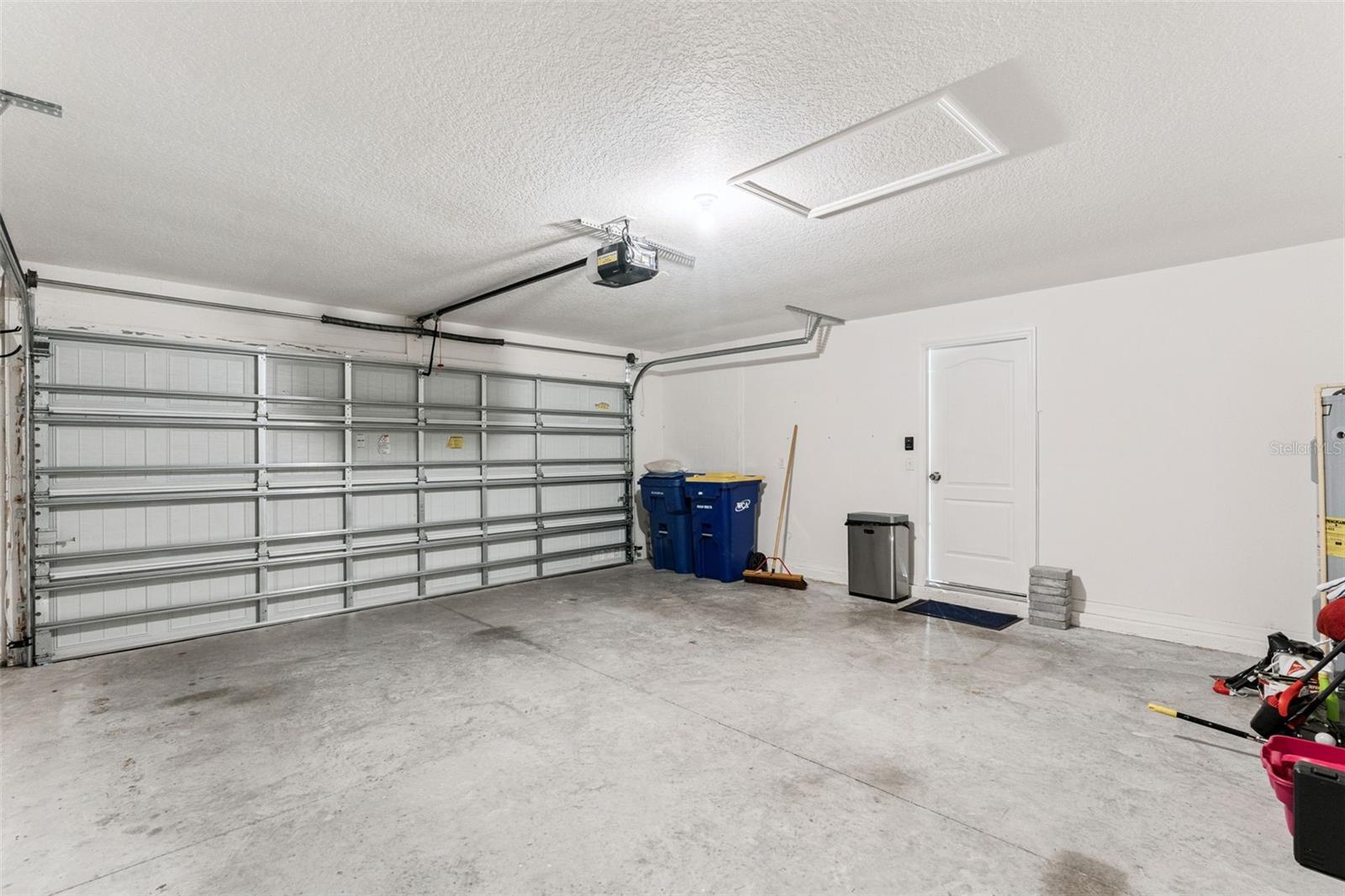 MASCOTTE LAKE JACKSON RIDGE PH 02 - Residential