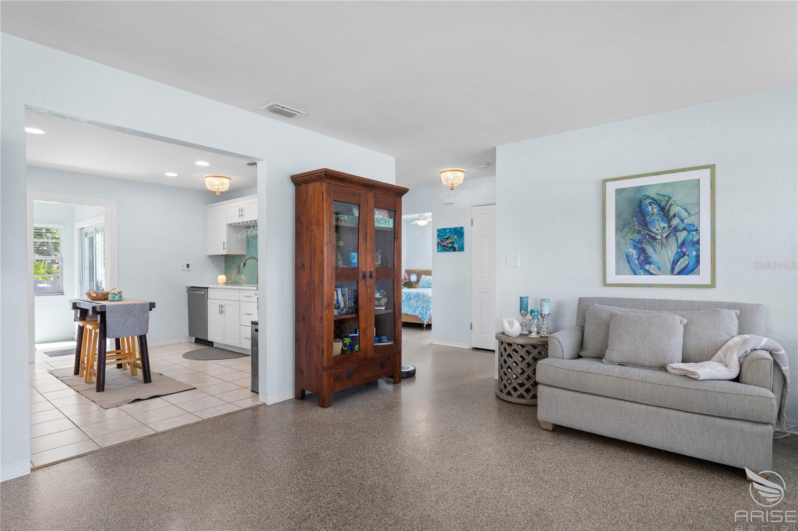 DETWILERS N 650 FT LT 02 16 17 34 NEW SMYRNA BEACH - Residential