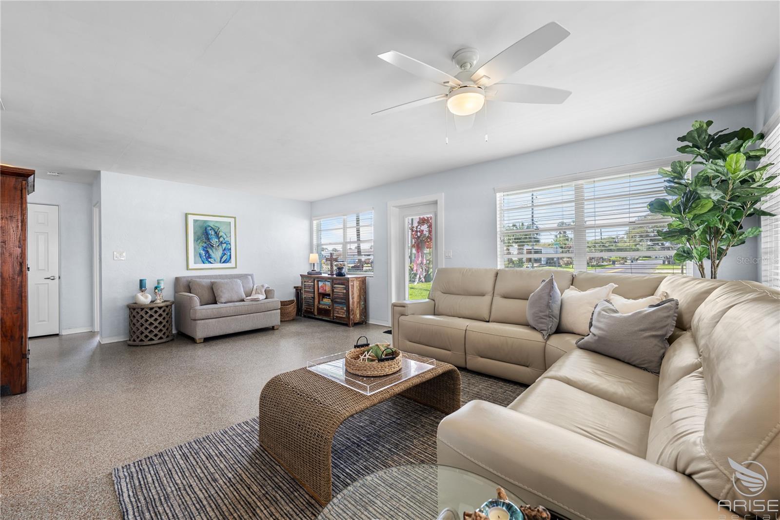 DETWILERS N 650 FT LT 02 16 17 34 NEW SMYRNA BEACH - Residential