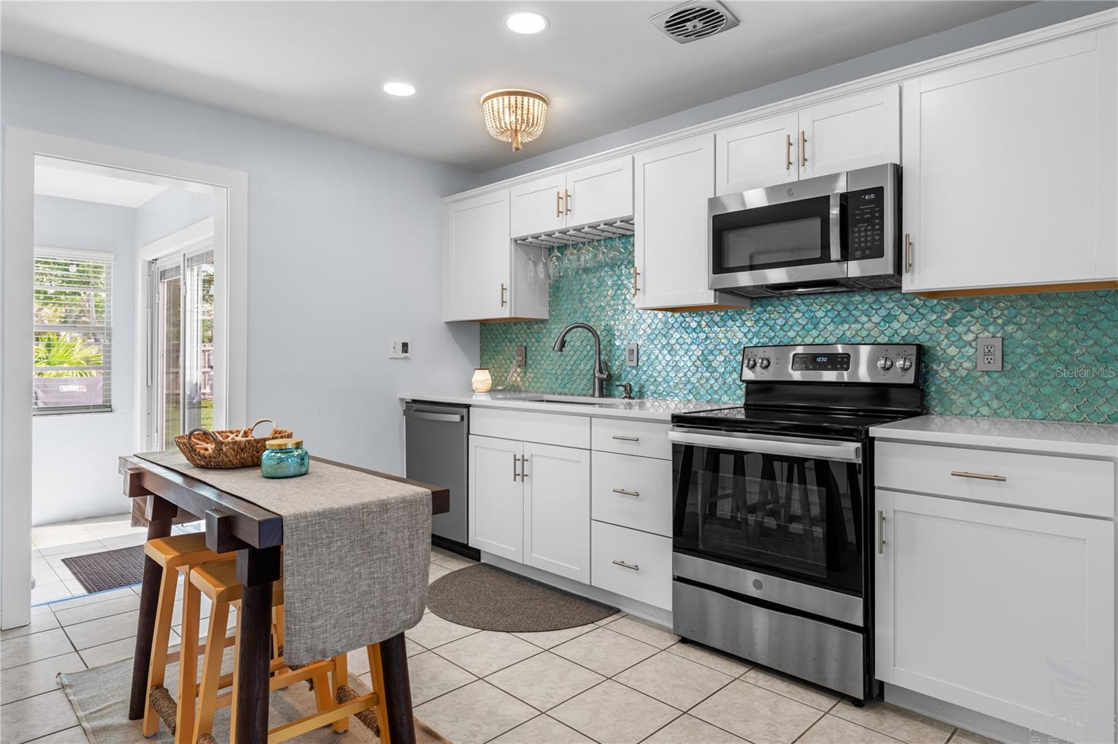 DETWILERS N 650 FT LT 02 16 17 34 NEW SMYRNA BEACH - Residential