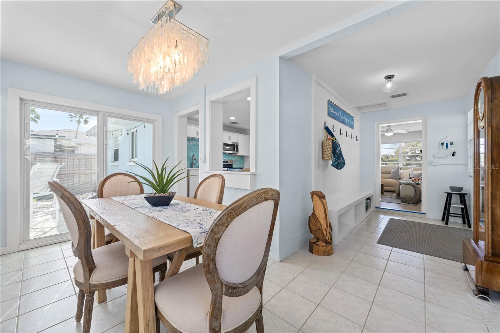 DETWILERS N 650 FT LT 02 16 17 34 NEW SMYRNA BEACH - Residential