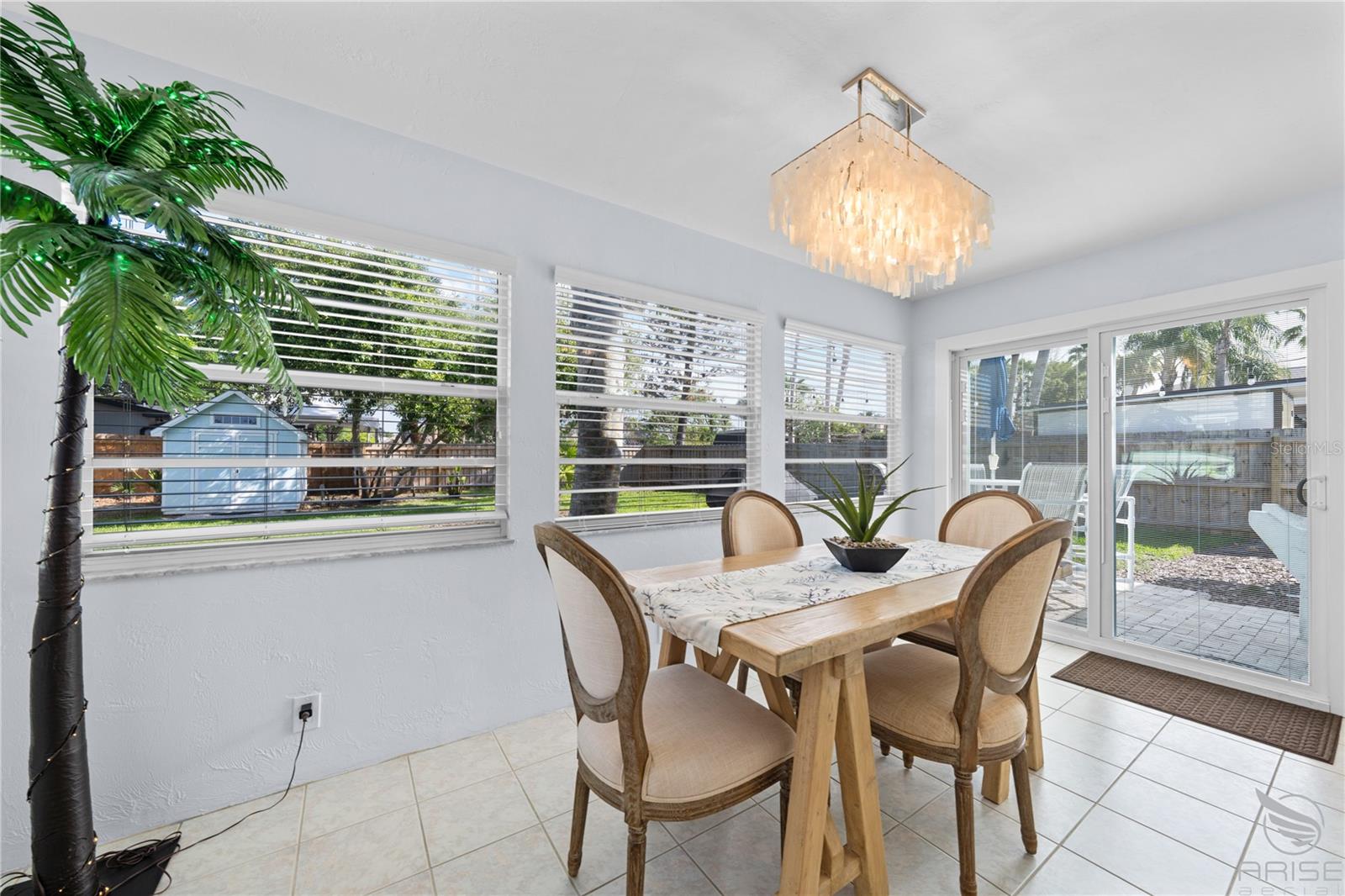 DETWILERS N 650 FT LT 02 16 17 34 NEW SMYRNA BEACH - Residential