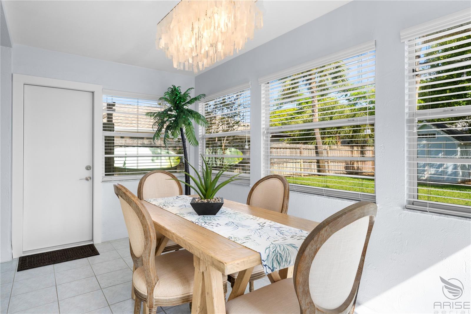 DETWILERS N 650 FT LT 02 16 17 34 NEW SMYRNA BEACH - Residential