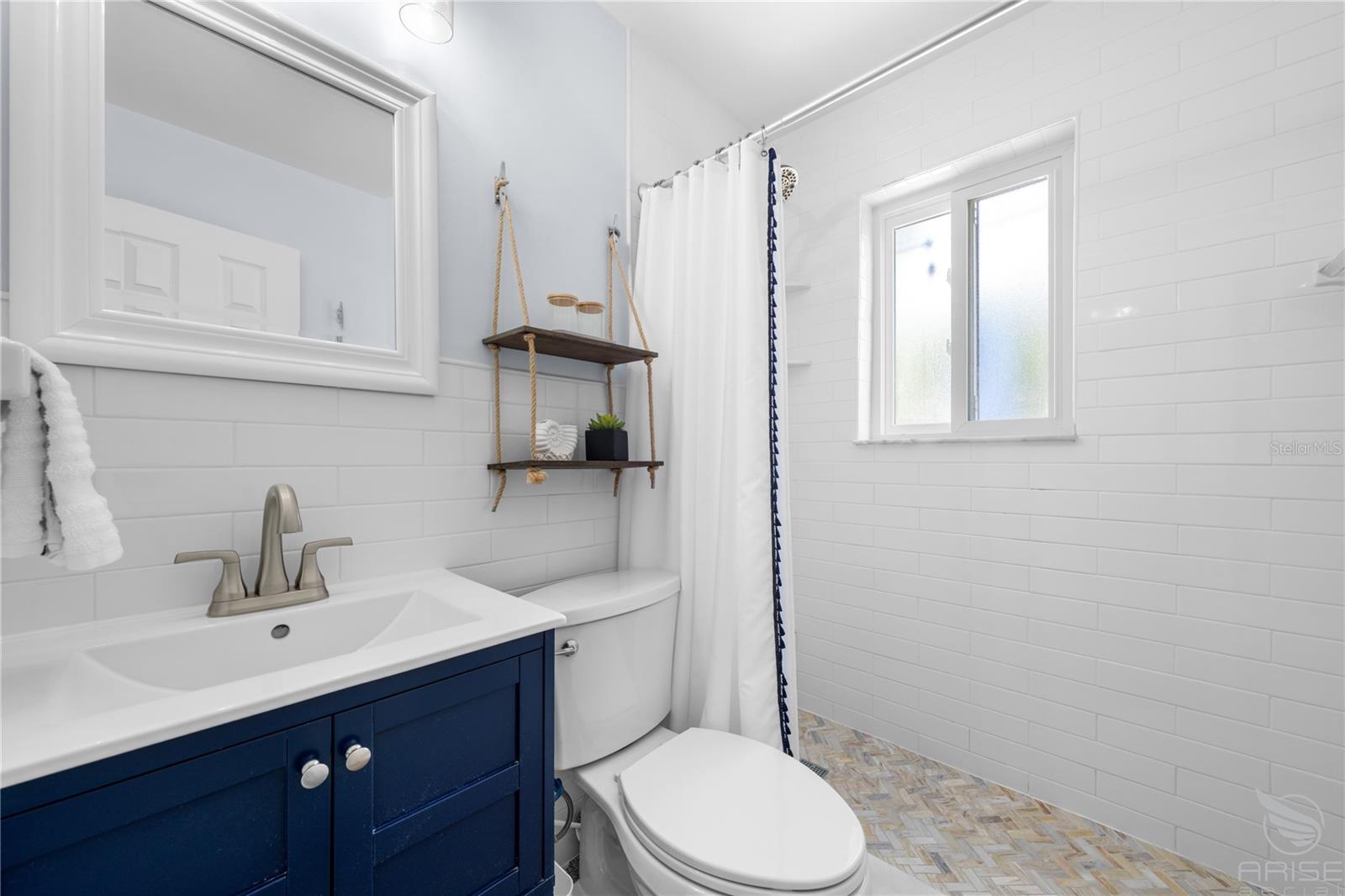 DETWILERS N 650 FT LT 02 16 17 34 NEW SMYRNA BEACH - Residential