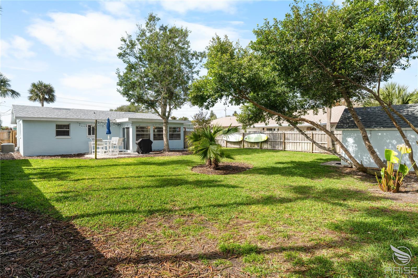 DETWILERS N 650 FT LT 02 16 17 34 NEW SMYRNA BEACH - Residential