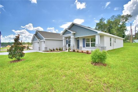 A home in LAKELAND