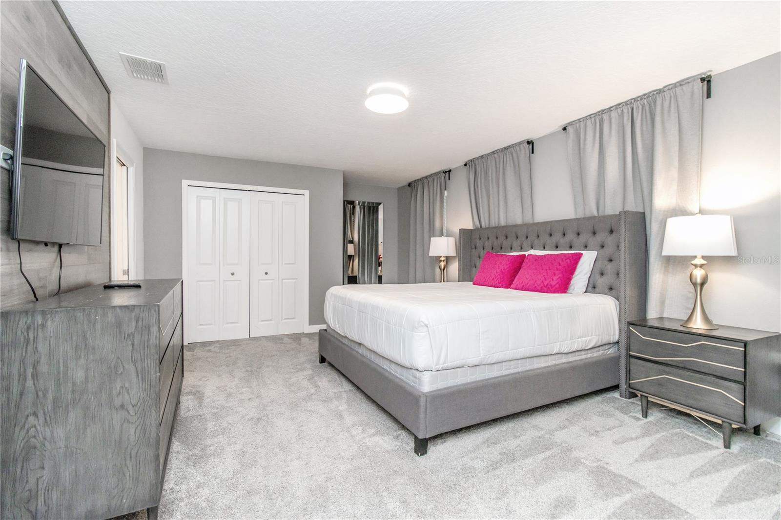 COVE AT STOREY LAKE II - Residential