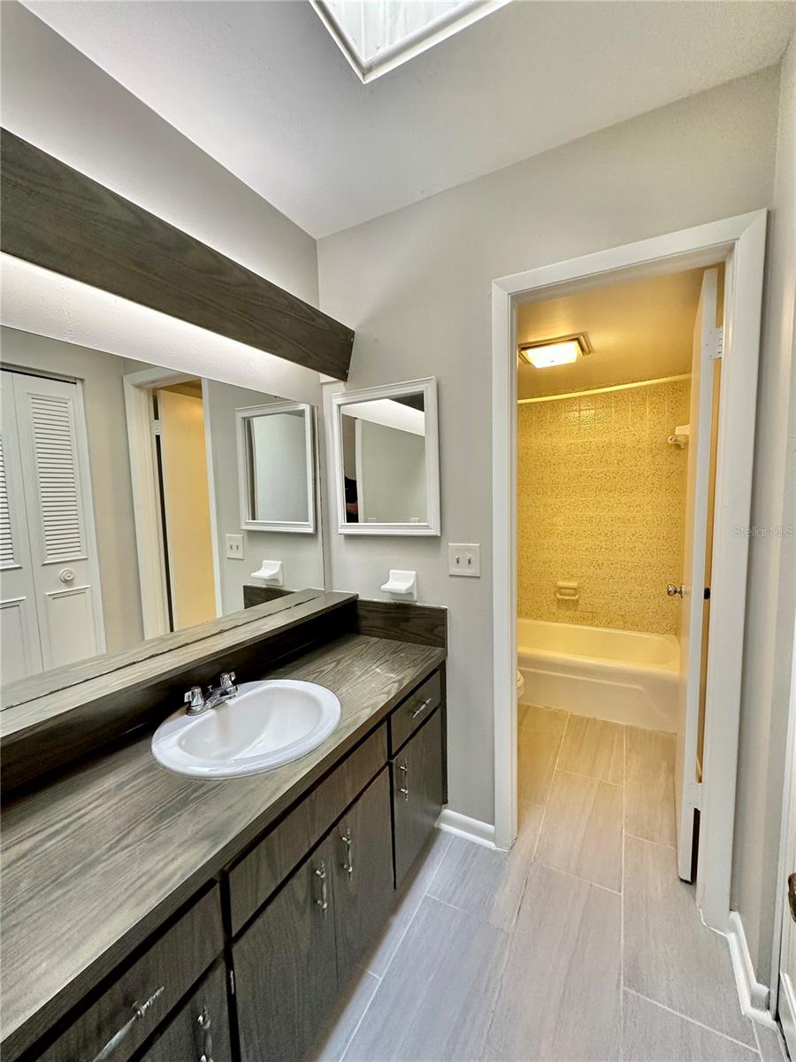 TOWNN COUNTRY PARK SEC 9 UN 03 - Residential