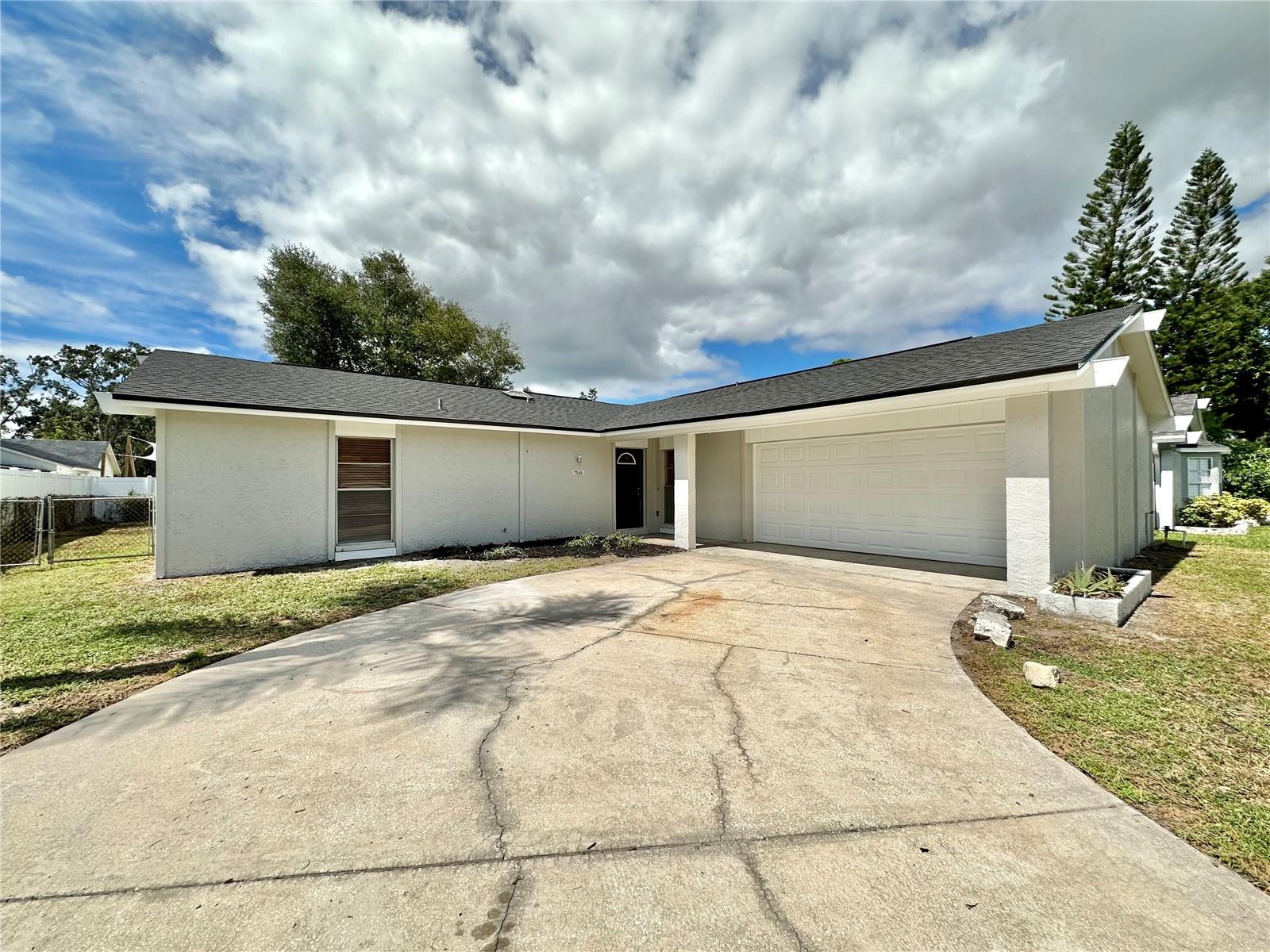 TOWNN COUNTRY PARK SEC 9 UN 03 - Residential