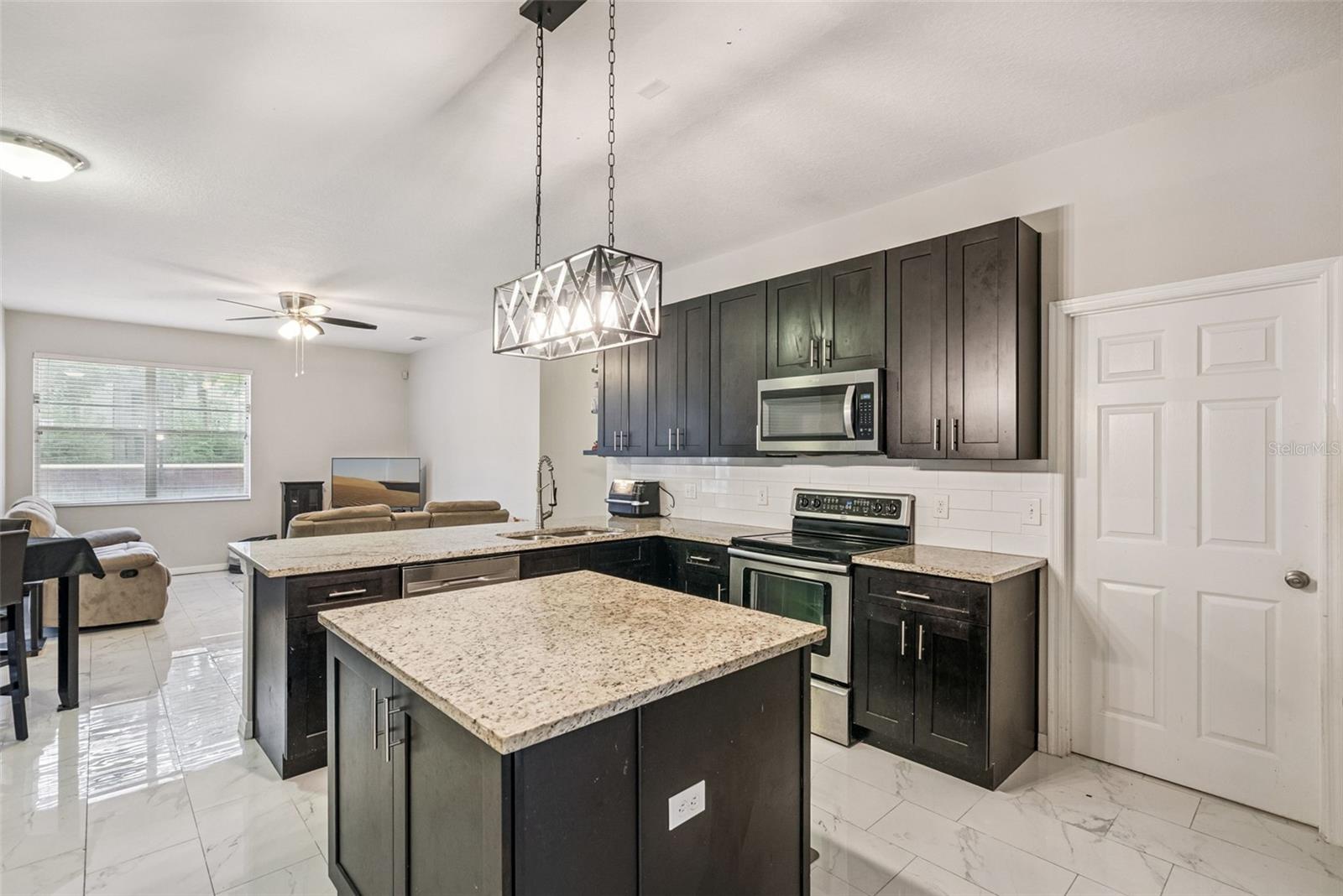 FALCON TRACE - Residential