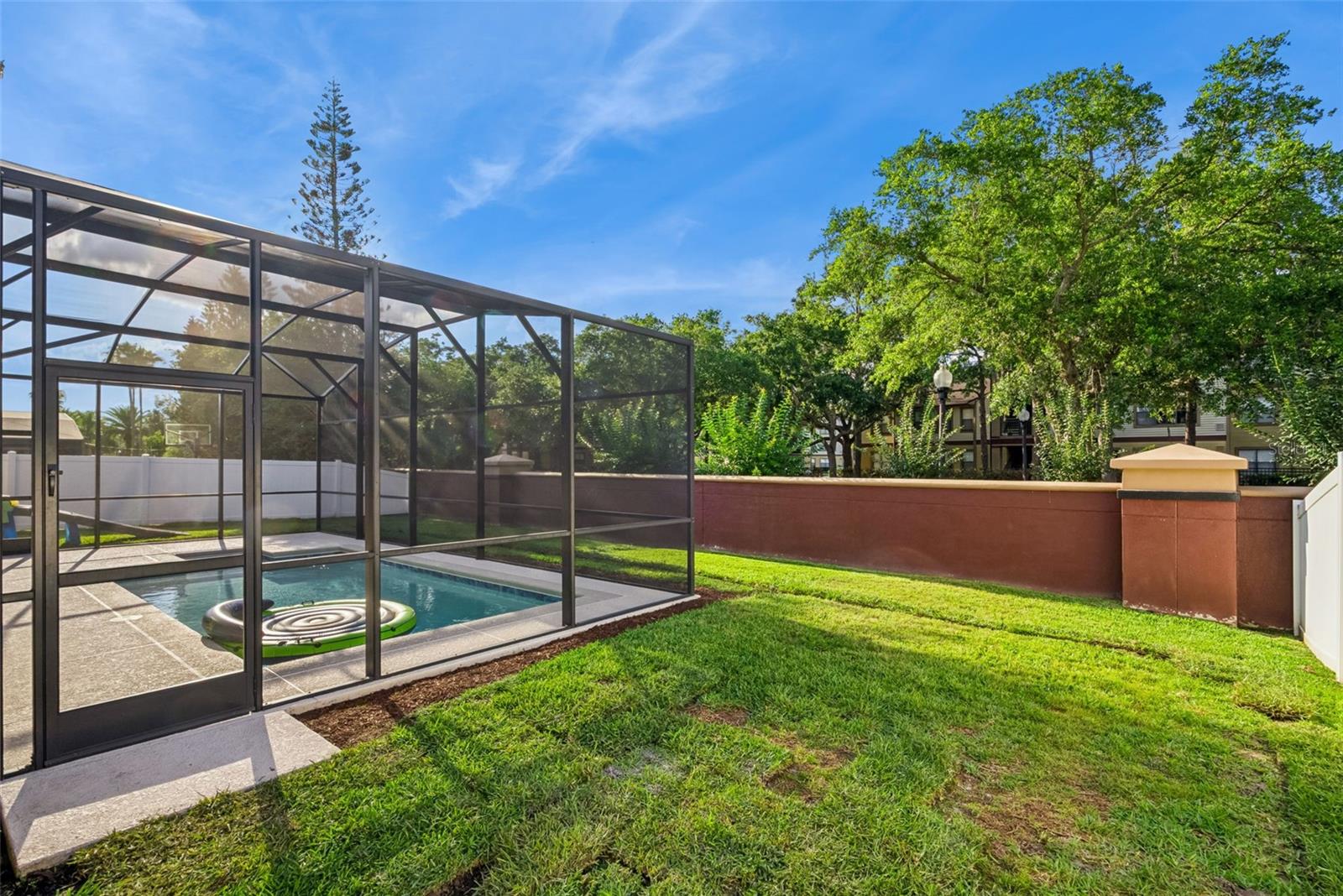 FALCON TRACE - Residential