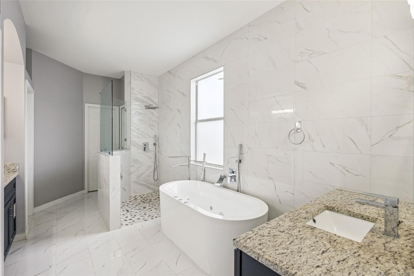 FALCON TRACE - Residential