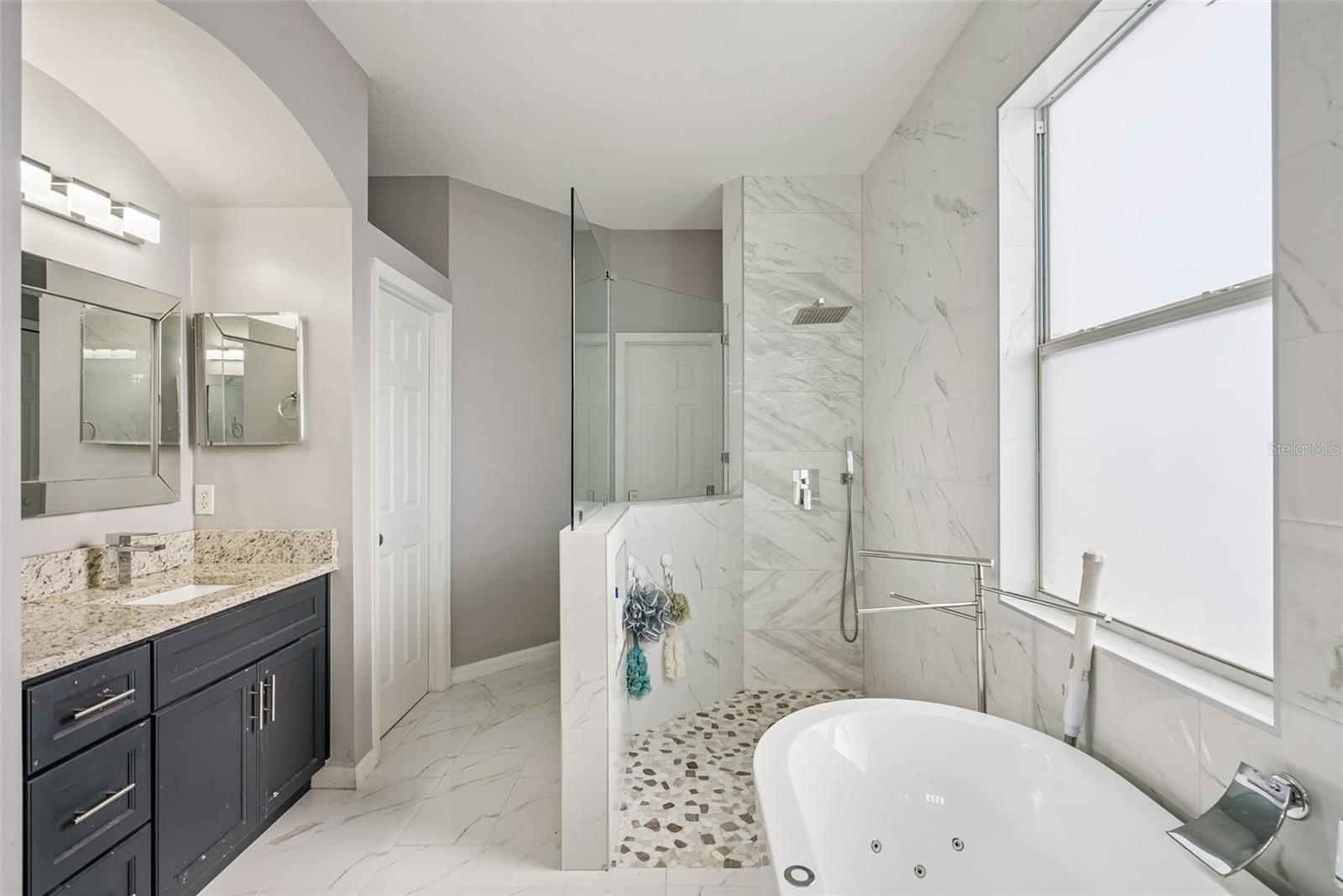 FALCON TRACE - Residential
