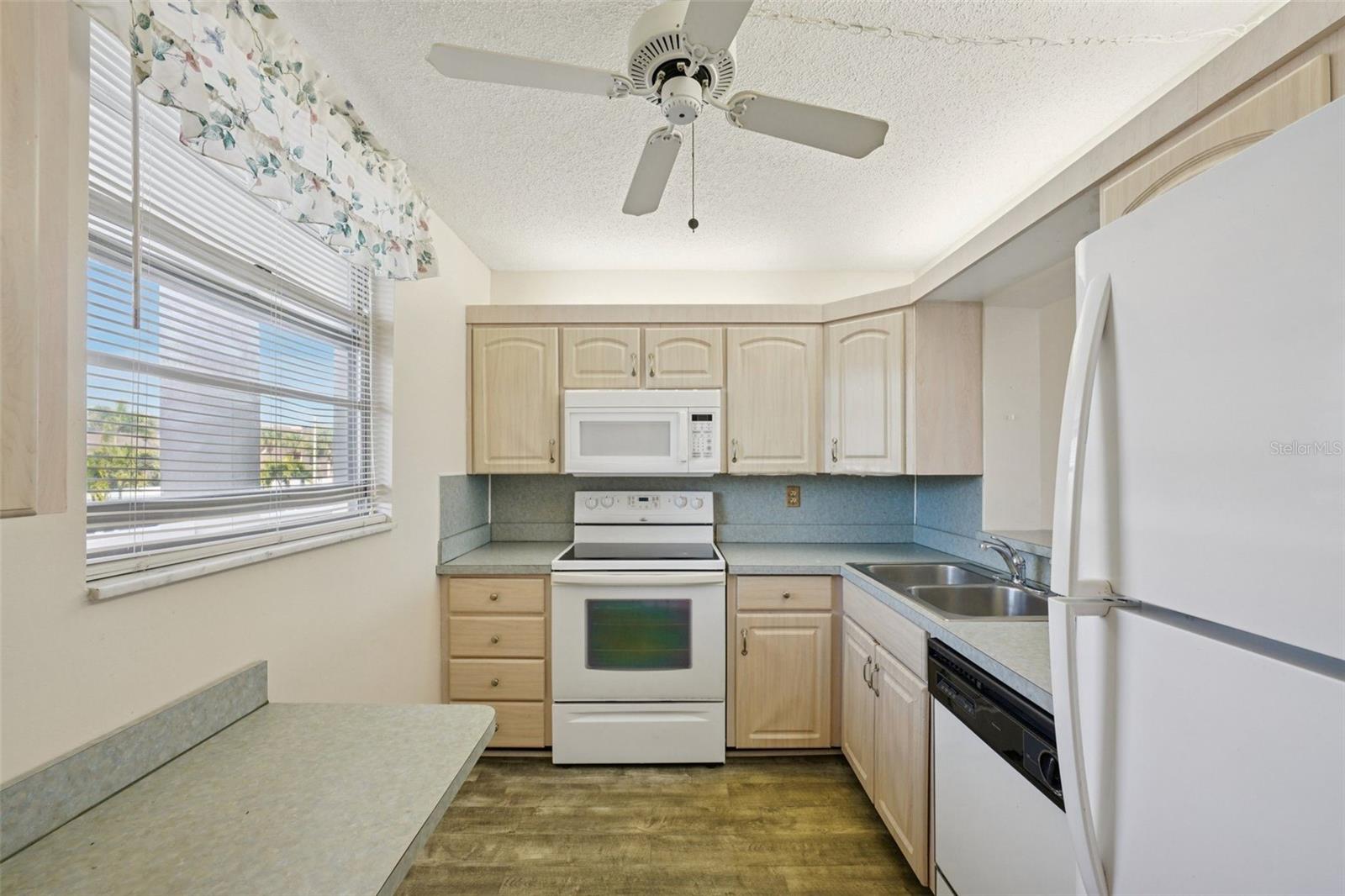 BAY ISLAND GROUP 2 - Residential