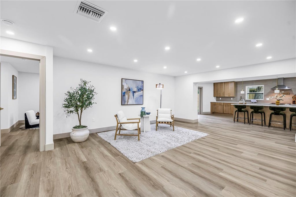 Photo of 1116 N Riverhills Drive, Temple Terrace, FL 33617 (MLS # TB8552974)
