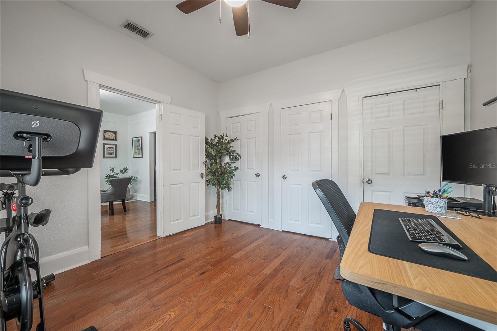 ARLINGTON HEIGHTS - Residential Lease