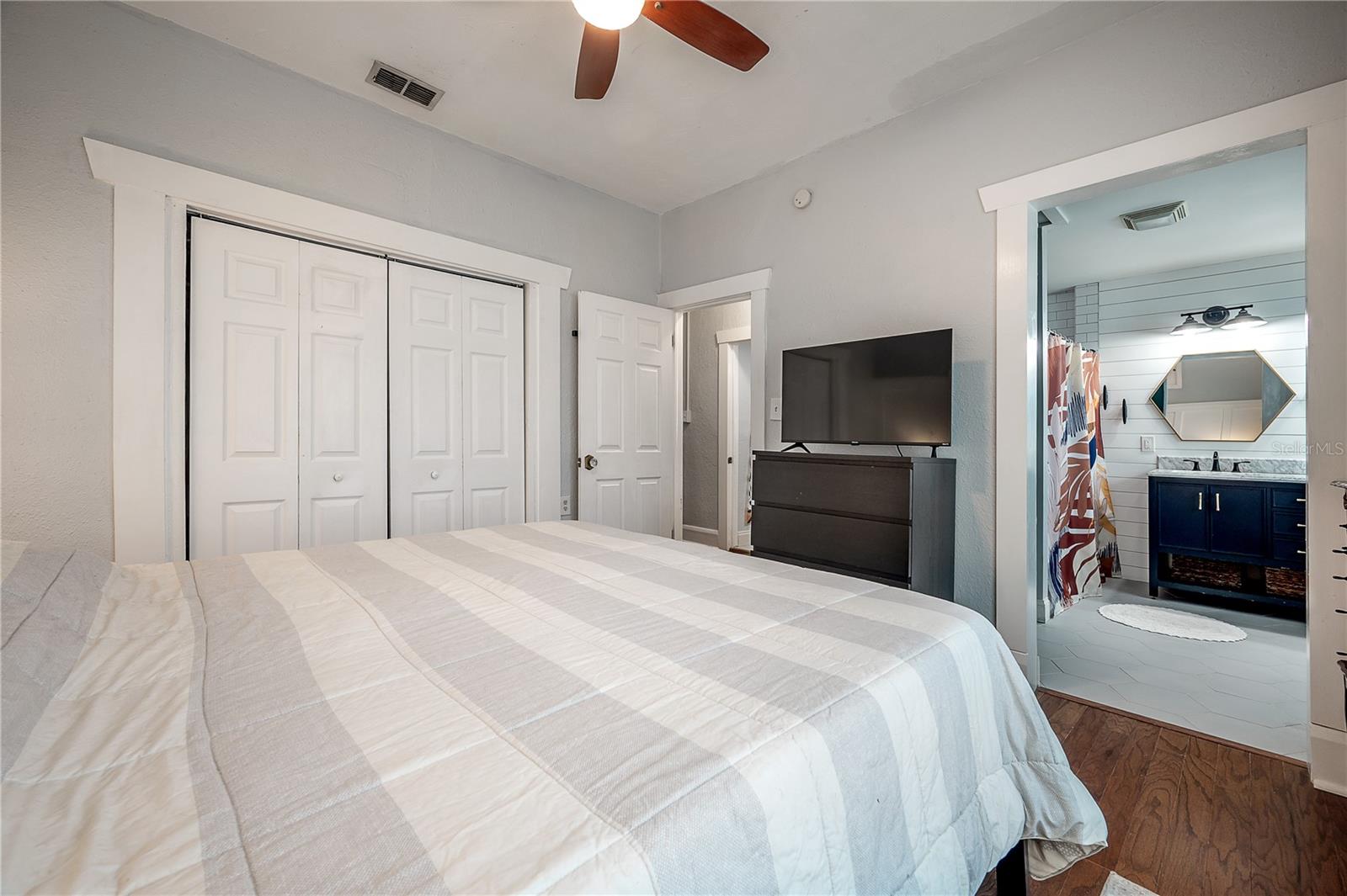 ARLINGTON HEIGHTS - Residential Lease