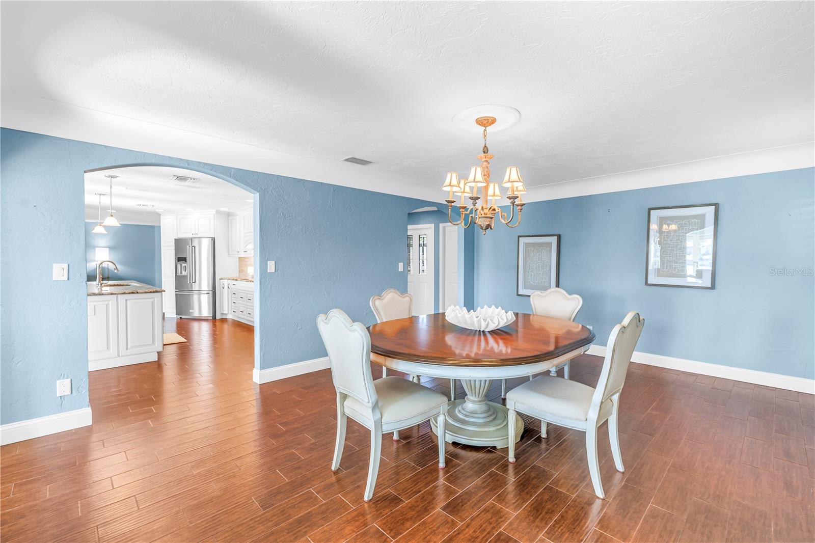 VENETIAN ISLES - Residential