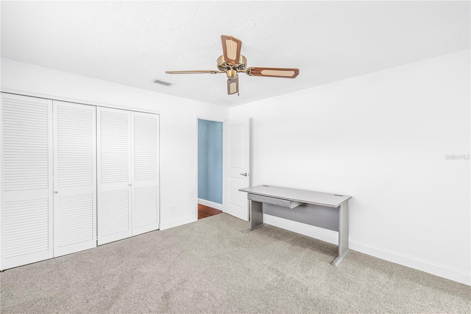 VENETIAN ISLES - Residential