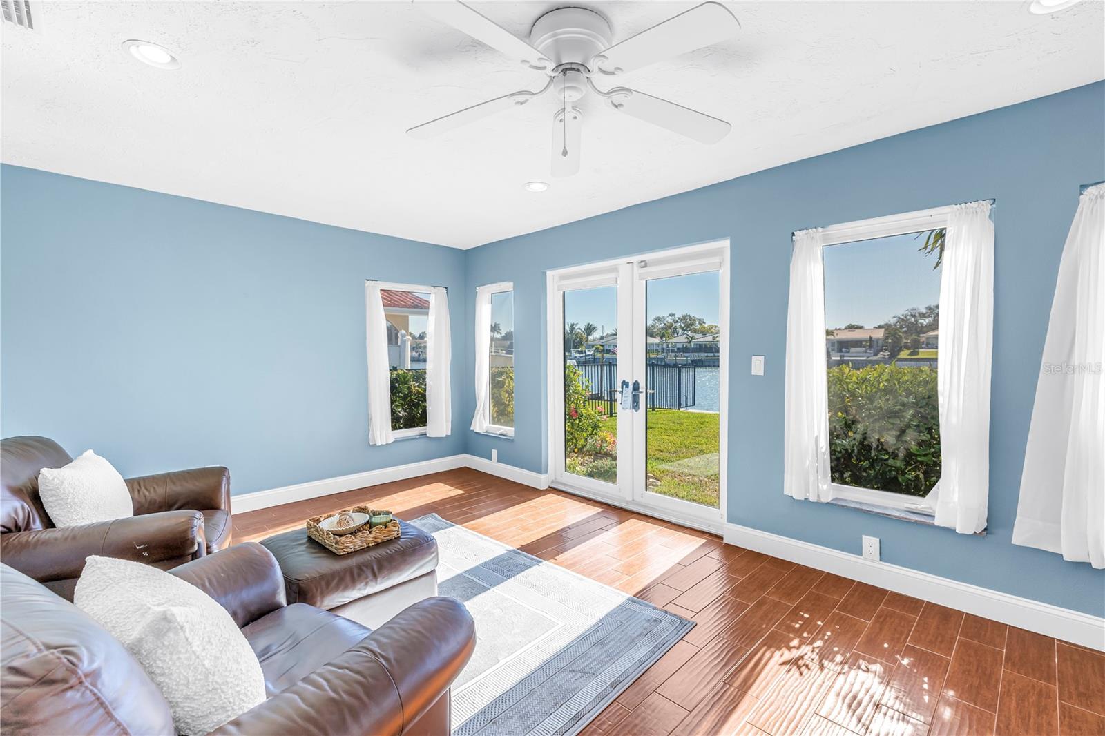 VENETIAN ISLES - Residential