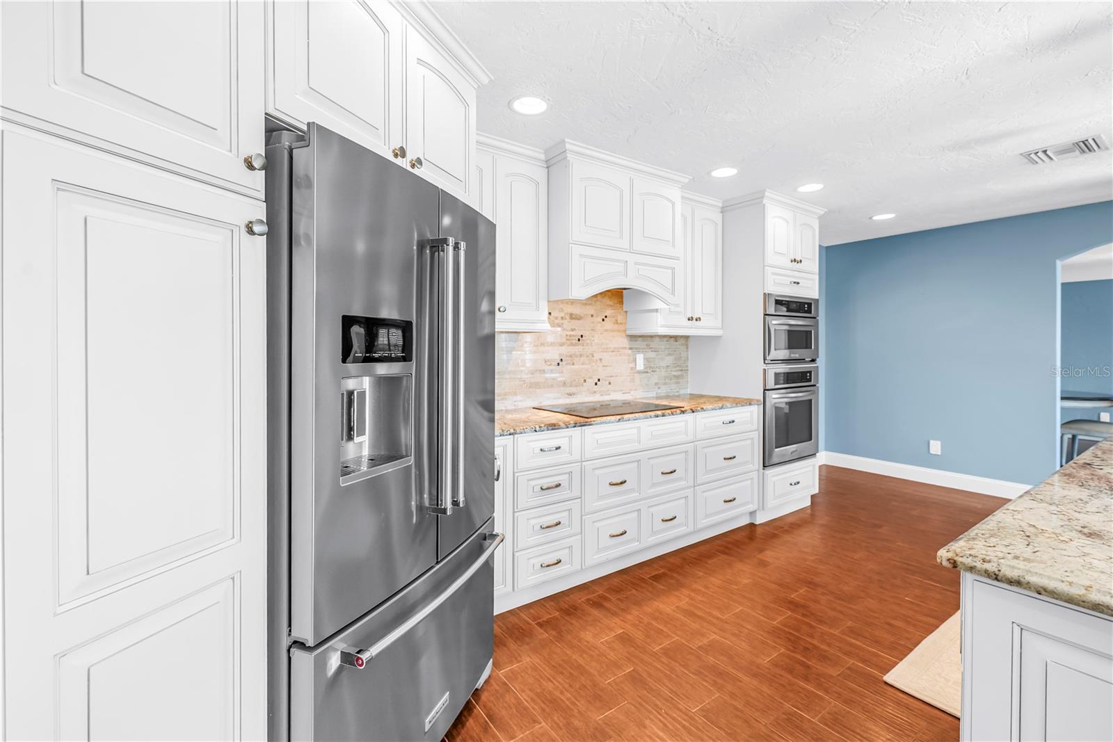 VENETIAN ISLES - Residential