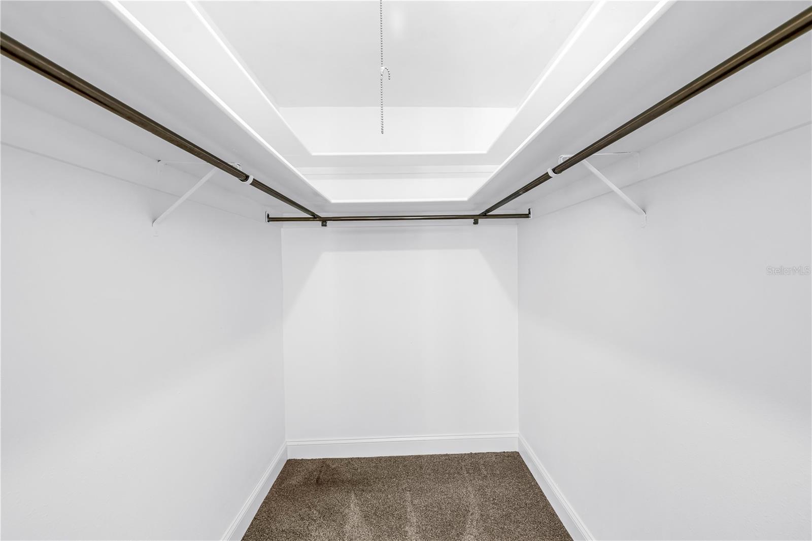 VENETIAN ISLES - Residential