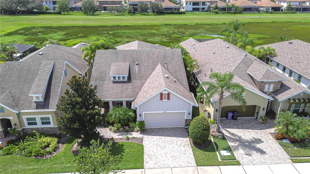 Photo of 13937 Swallow Hill Drive, Lithia, FL 33547 (MLS # TB8421865)