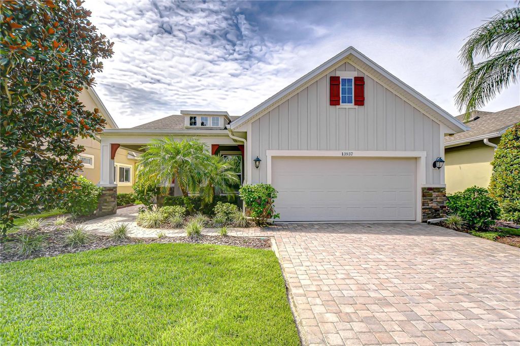 Photo of 13937 Swallow Hill Drive, Lithia, FL 33547 (MLS # TB8421865)