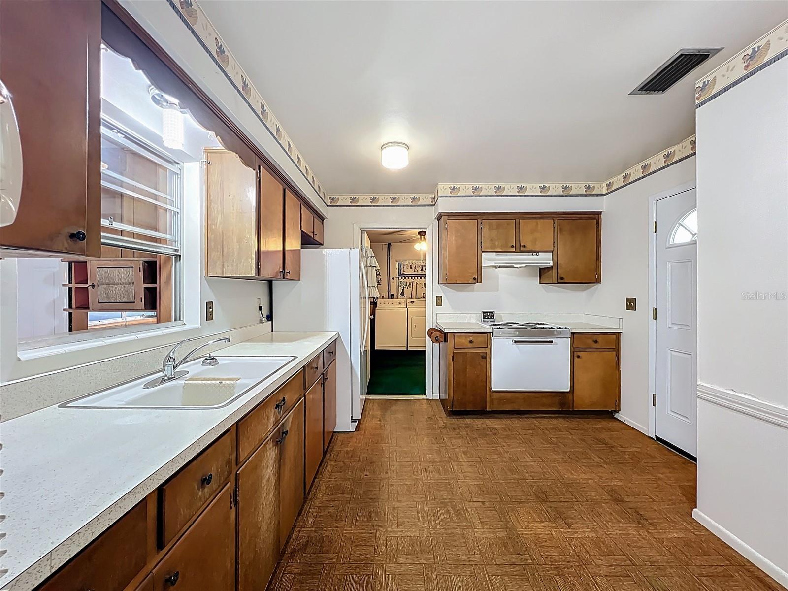 QUEEN ACRES ANNEX - Residential