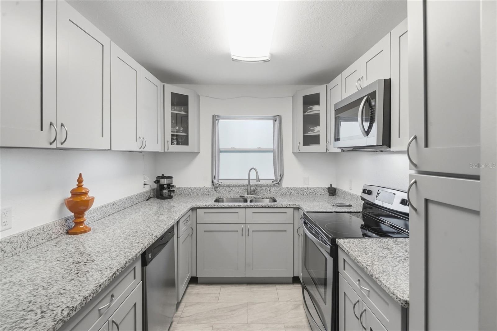 WEST COLONIAL HEIGHTS - Residential