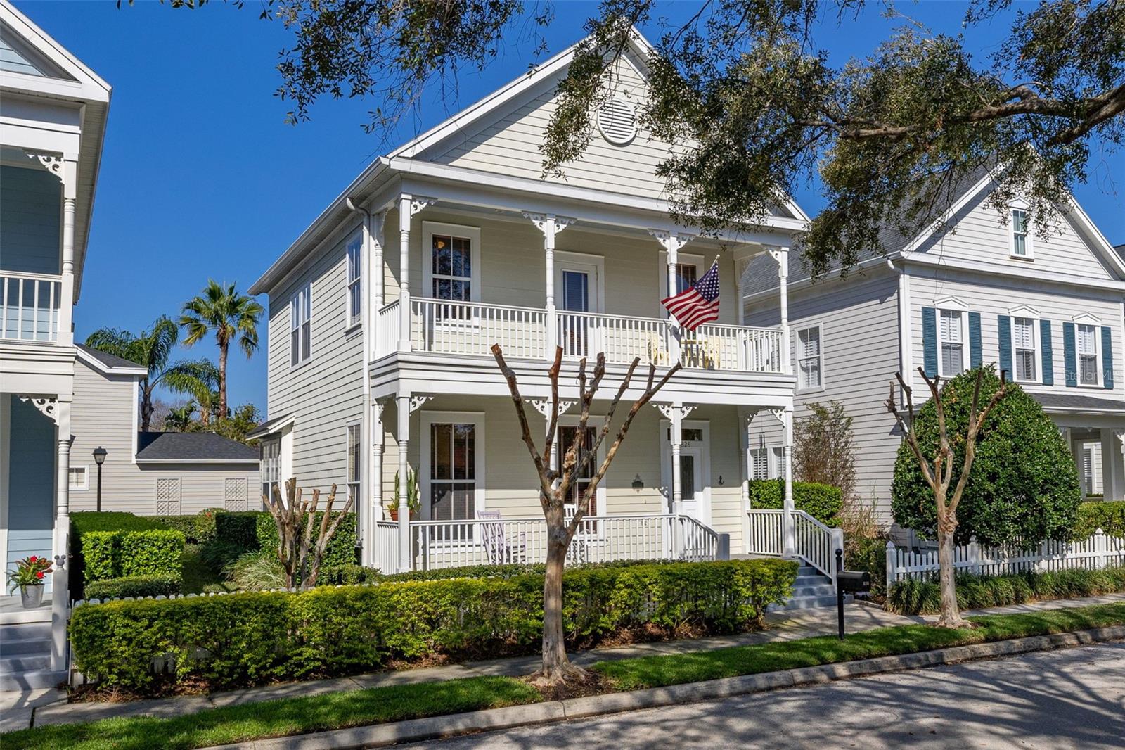 826 LAKE EVALYN DRIVE
