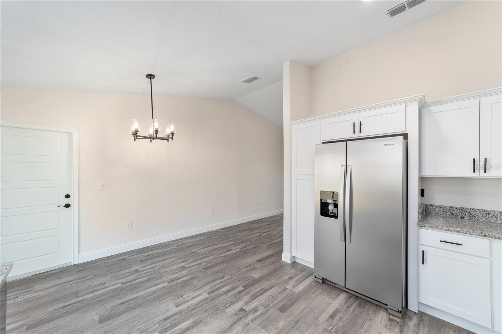 SILVER SPRINGS SHORES - Residential