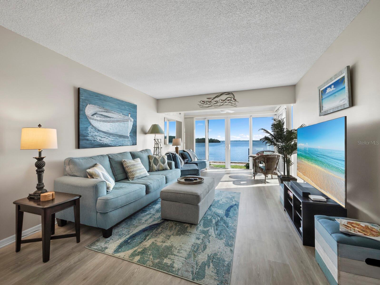 LONGBOAT HARBOUR - Residential