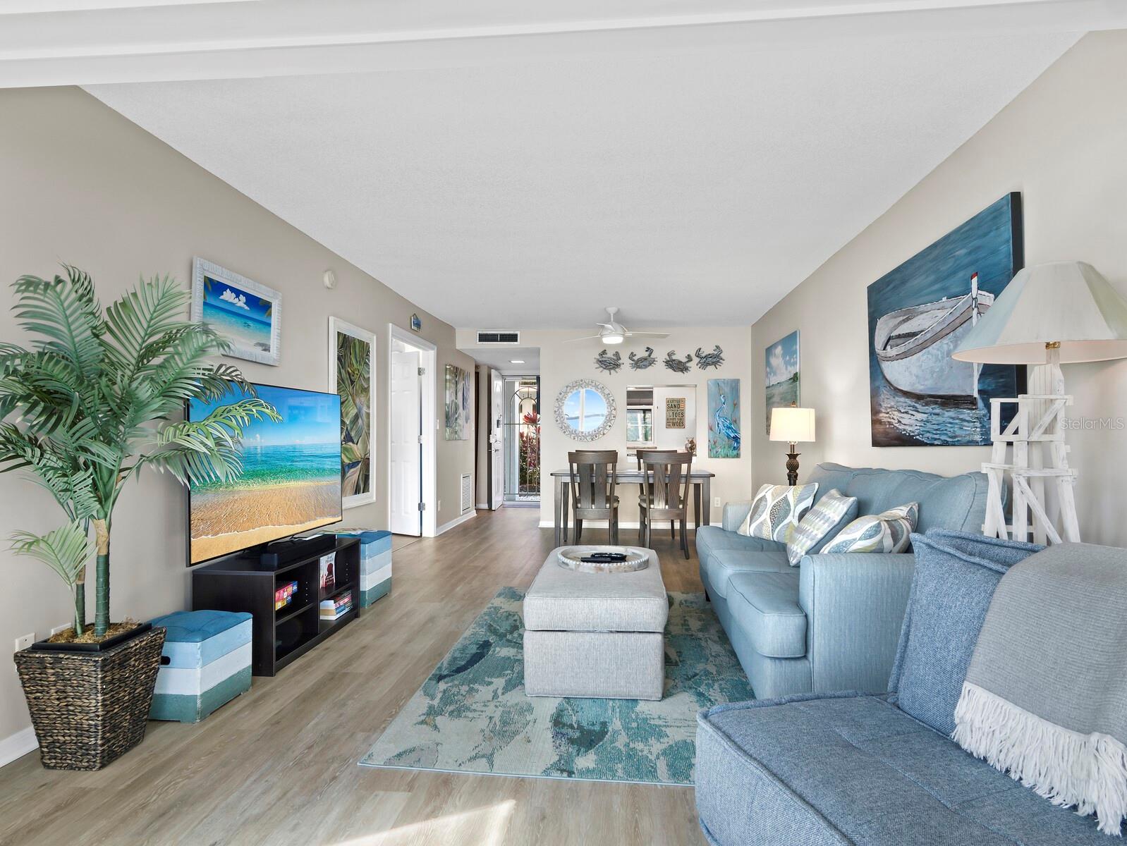 LONGBOAT HARBOUR - Residential